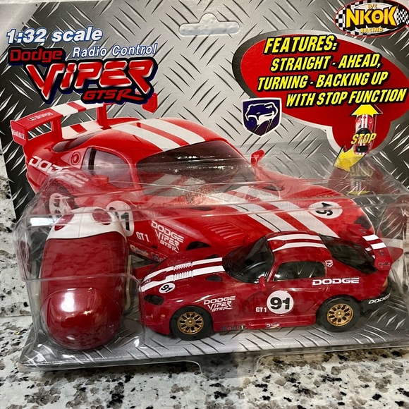 Dodge Viper radio control GTS car - Picture 1 of 11
